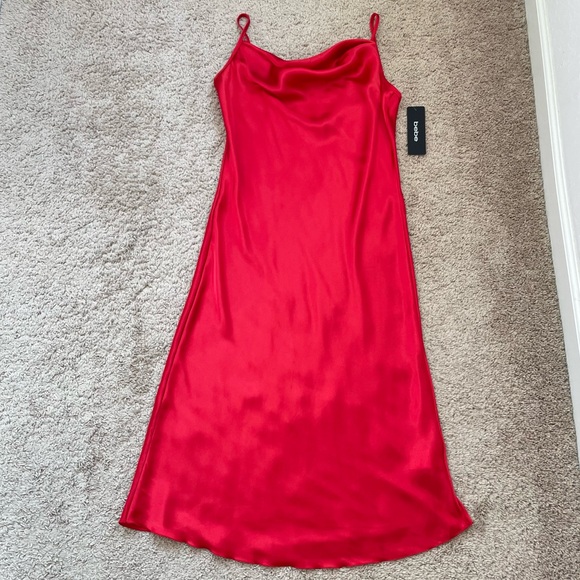 Bebe Y2K-Inspired Red Satin Cowl Neck Midi Slip Dress Size Medium NEW - Picture 8 of 15